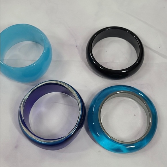 Vintage Acrylic Bracelets - Picture 3 of 4
